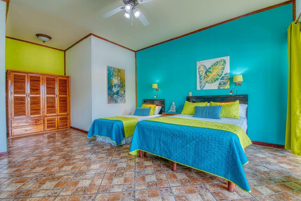 Los Balcones Over The Sea Hotel Bocas del Toro Buitenkant foto